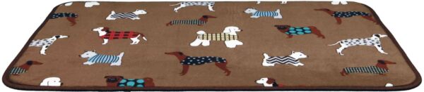 Килимок Trixie FunDogs для собак плюшевий з собачками, 90х68 см (коричневий)
